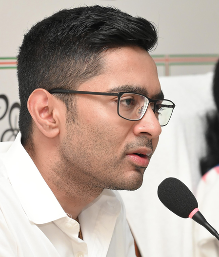 बंगाल: चुनावी हिंसा भड़काने के मामले में अभिषेक बनर्जी के खिलाफ जांच सीआईडी को सौंपी गई