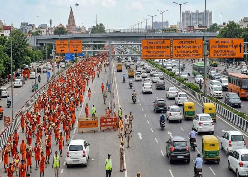 Delhi Traffic Update: Kanwar Yatra के चलते कई सड़कें प्रभावित, पुलिस ने जारी किया रूट प्लान