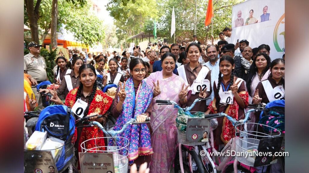 CM Rekha Gupta लॉन्च करेंगी ‘Vidya Vahini’ Scheme, Delhi की छात्राओं को मिलेगी Free Bicycle