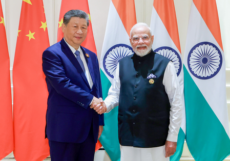 मोदी का चीन को संदेश: आपसी सम्मान से बढ़ें आगे